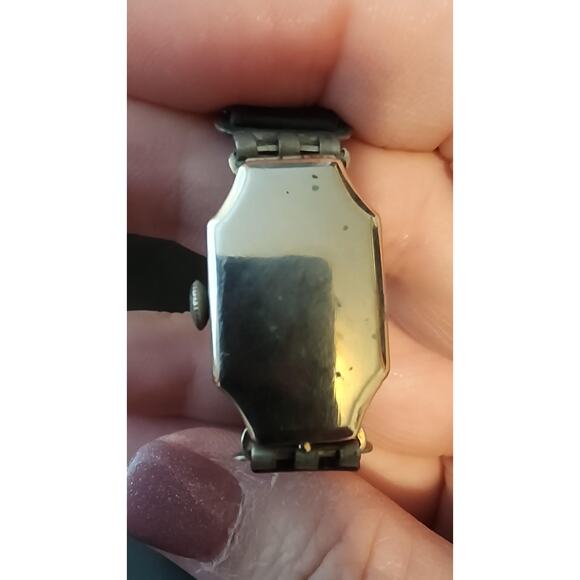 Vintage 1920s Cyma Ladies Watch with Original Band - Picture 4 of 4